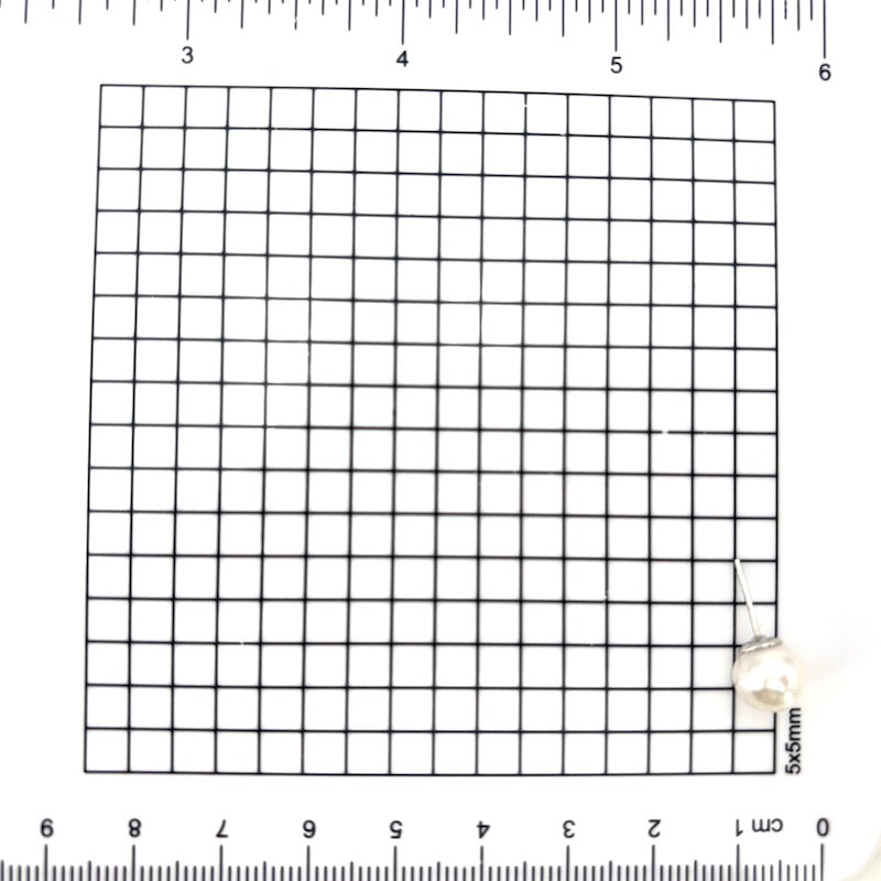 Orecchini perle Akoya al lobo 8-8.5 mm e oro bianco; 2.2 gr