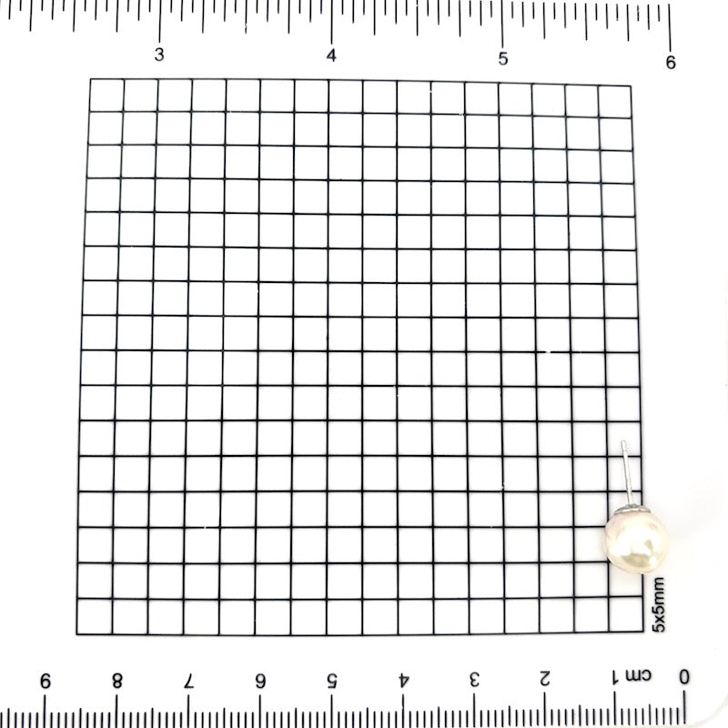 Orecchini perle Akoya al lobo 8.5-9 mm e oro bianco; 2.68 gr