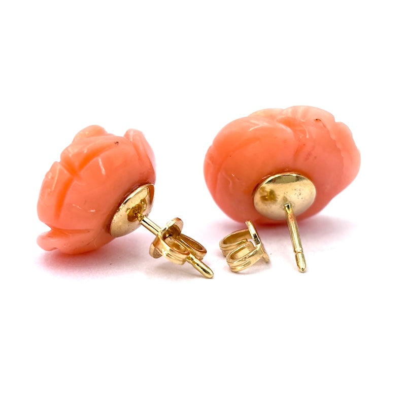 Orecchini rose corallo rosa al lobo, oro giallo; 5.75 gr