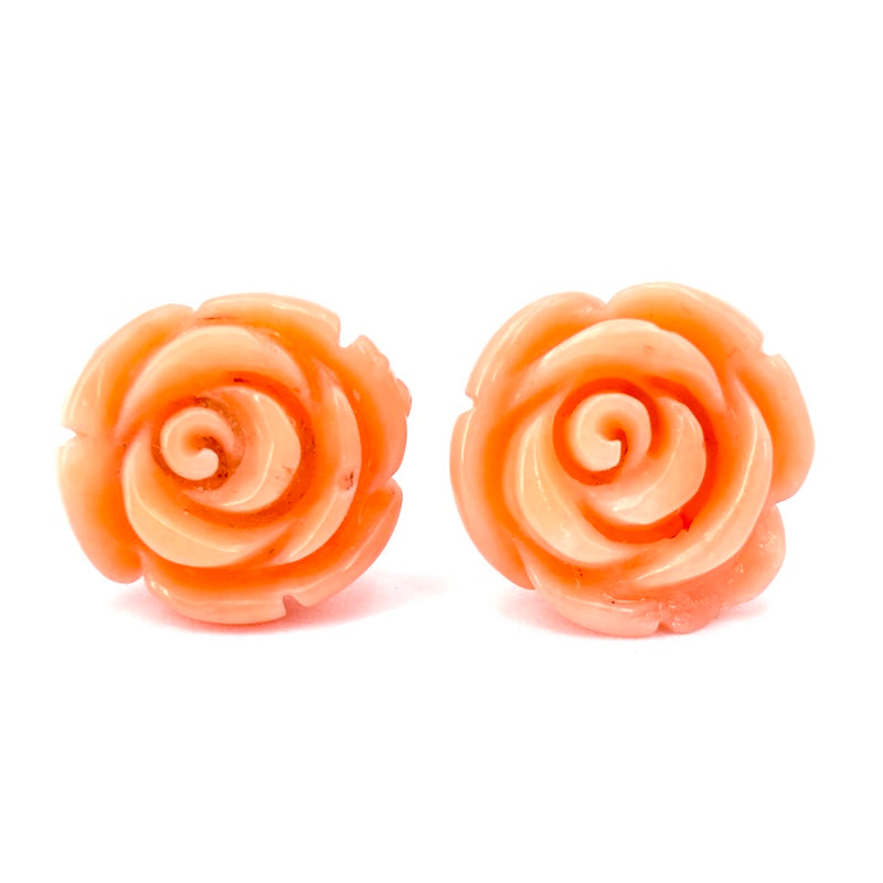 Orecchini rose corallo rosa al lobo, oro giallo; 5.75 gr