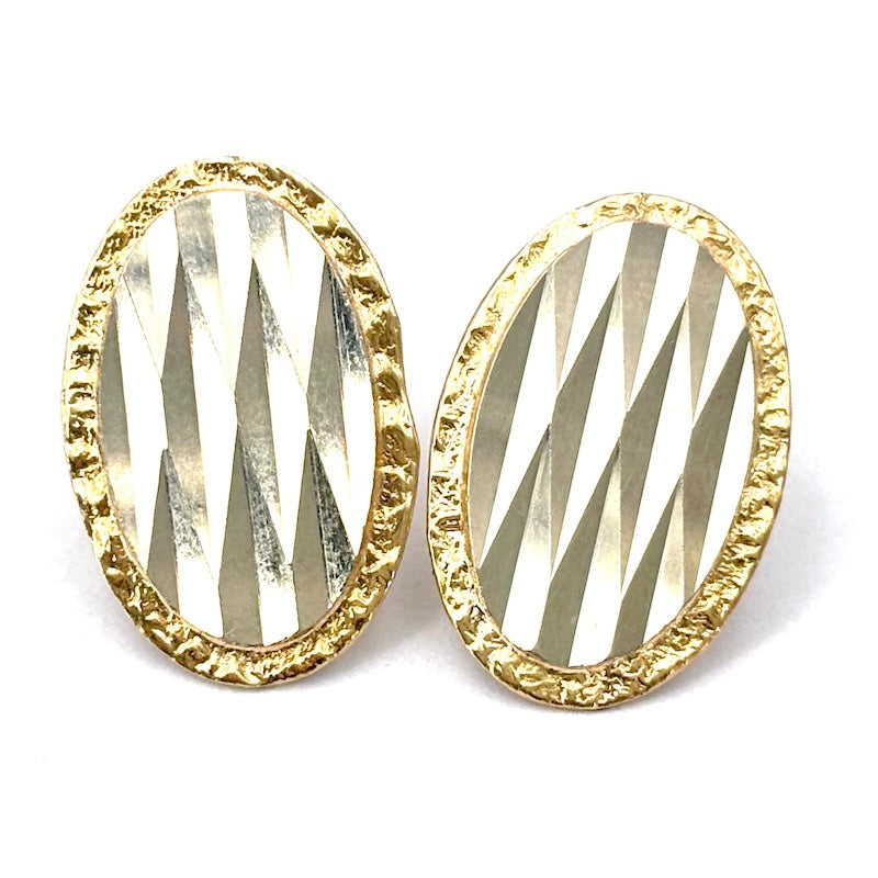 Orecchini toppe ovali, al lobo in oro bicolore; 4.79 gr
