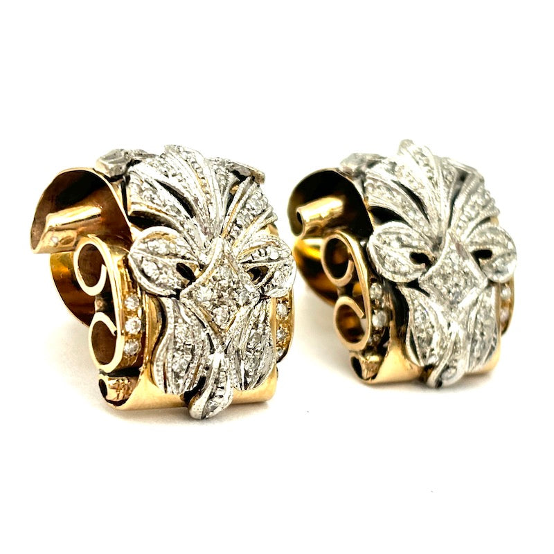 Orecchini vintage al lobo in stile antico, oro giallo e brillanti; 15.46 gr