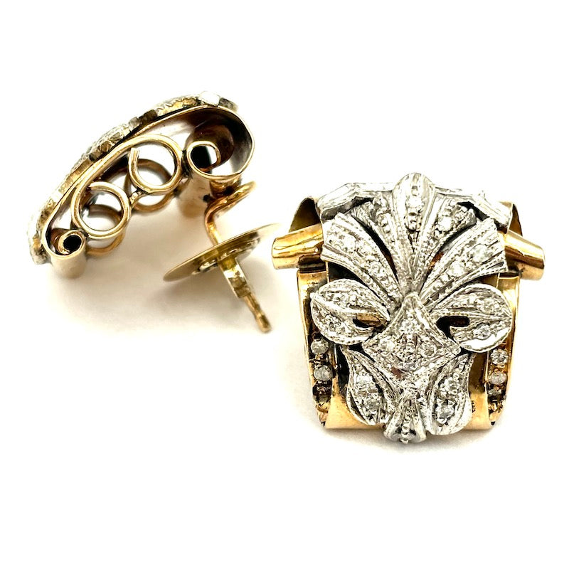 Orecchini vintage al lobo in stile antico, oro giallo e brillanti; 15.46 gr