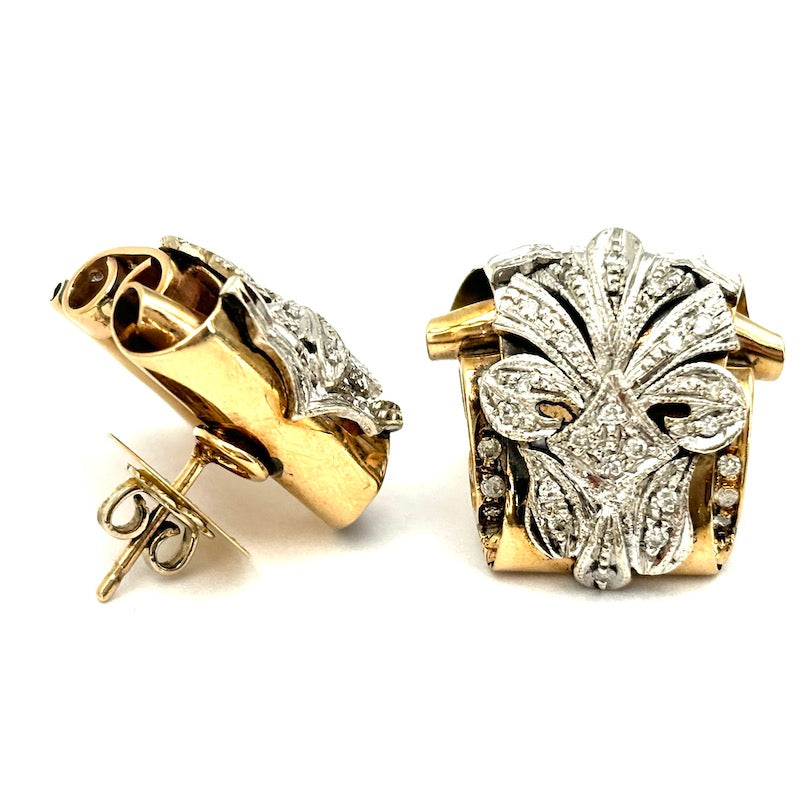 Orecchini vintage al lobo in stile antico, oro giallo e brillanti; 15.46 gr