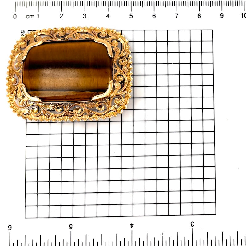 Spilla d'epoca, occhio di tigre e oro giallo; 20.29 gr