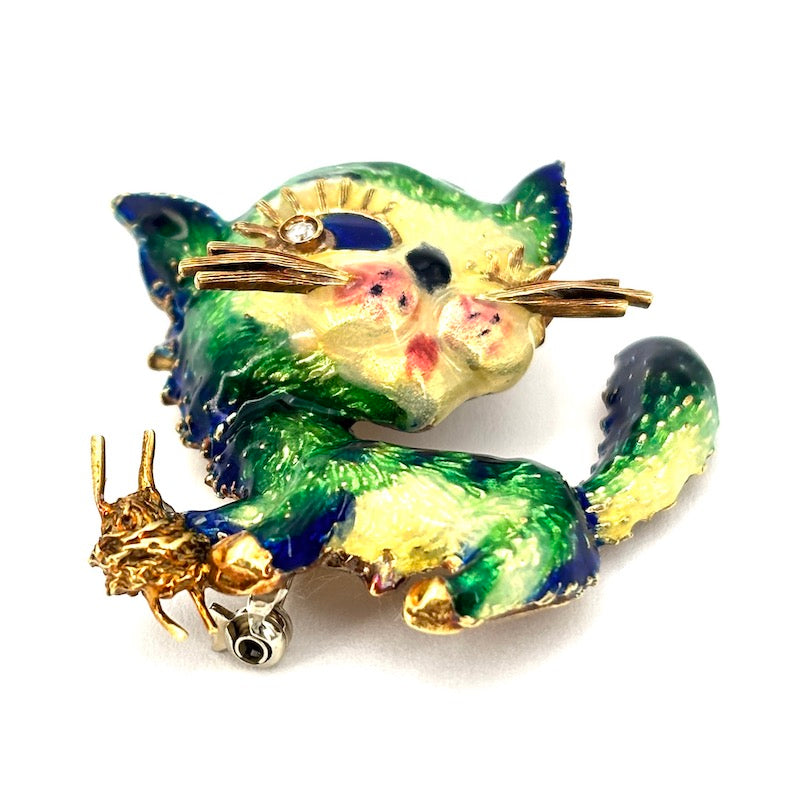 Spilla gatto capolavoro lavorato a smalti, oro; 19.23 gr