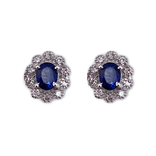 Orecchini a margherita al lobo, zaffiro, diamanti e oro; 1.5 gr